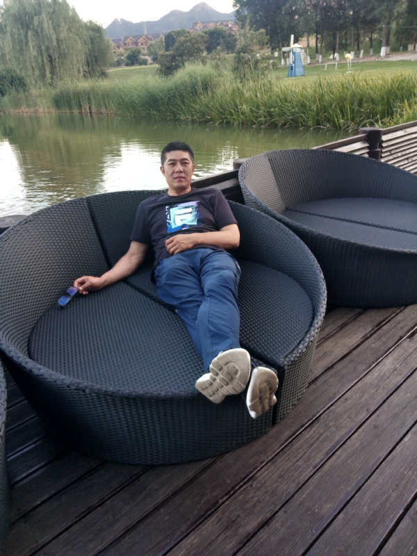 喜之郎的第一张照片--烟台相亲服务中心