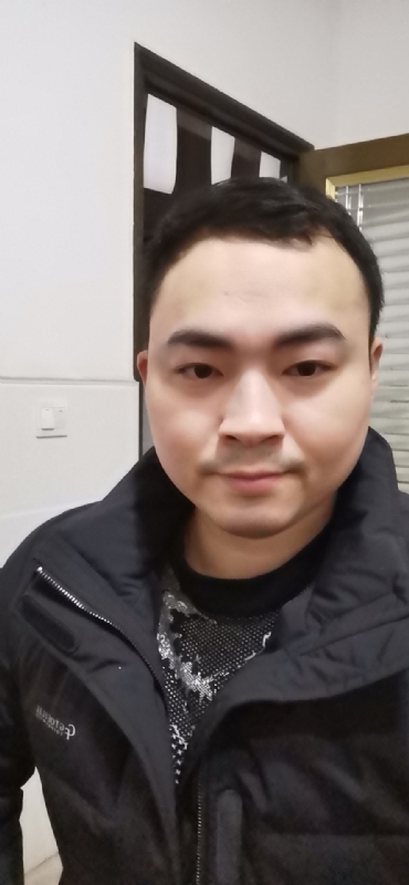 老实人的第一张照片--烟台相亲服务中心