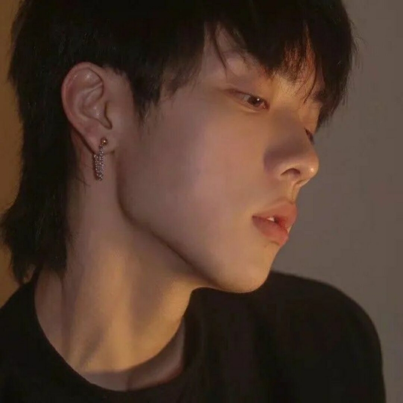 拾柒的第一张照片--烟台相亲服务中心