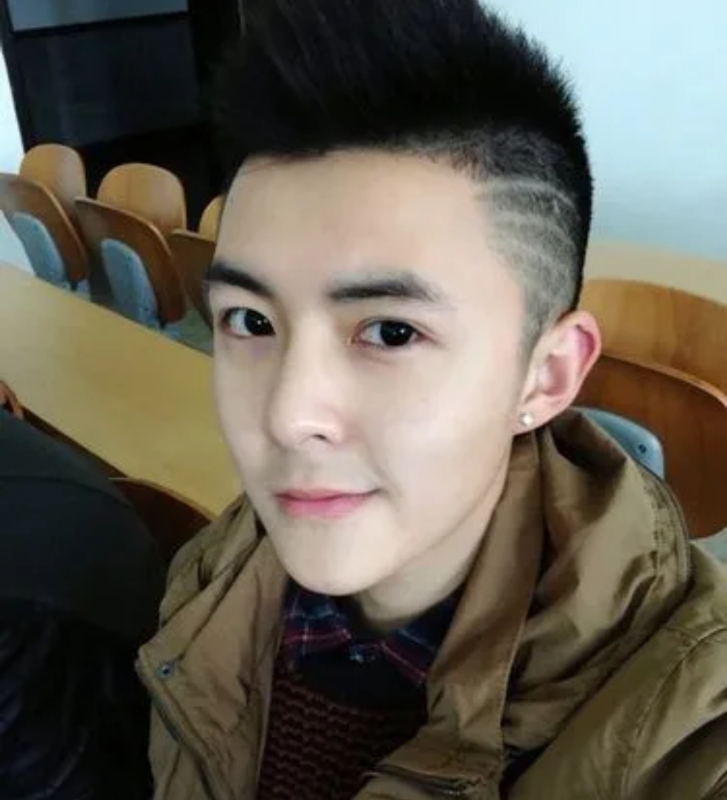 lett的第一张照片--烟台相亲服务中心