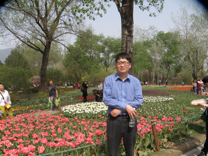 高健的第一张照片--烟台相亲服务中心