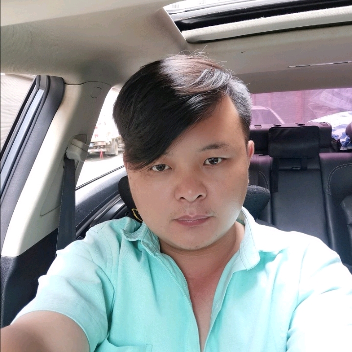 想家大黄蜂的第一张照片--烟台相亲服务中心