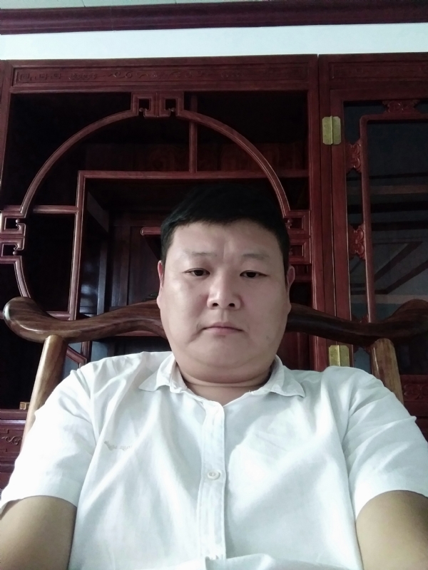 狼图腾的第一张照片--烟台相亲服务中心