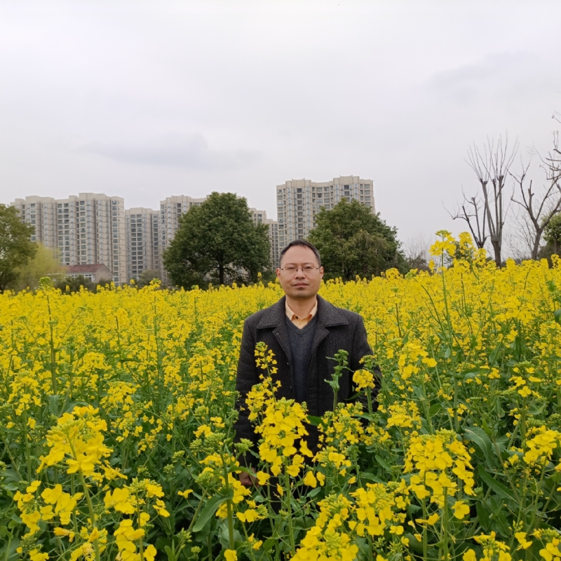 砺剑的第一张照片--烟台相亲服务中心