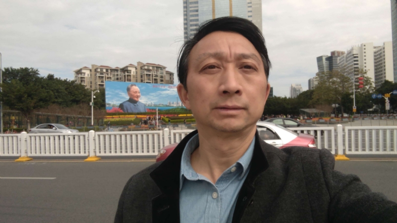 爱在深秋的第一张照片--烟台相亲服务中心