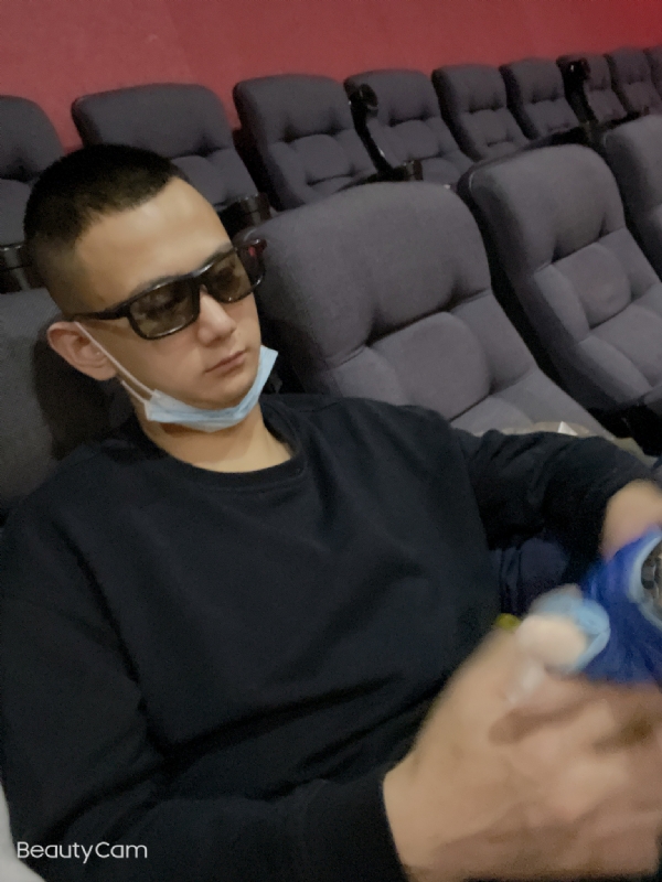 小五的第三张照片--烟台相亲服务中心