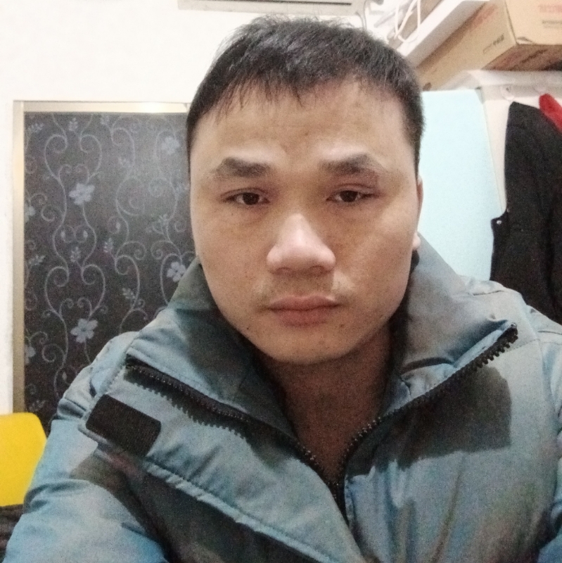 老梁的第二张照片--烟台相亲服务中心