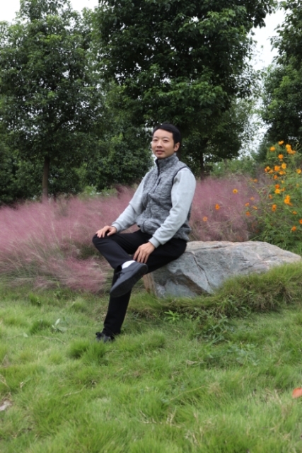 严小木的第一张照片--烟台相亲服务中心