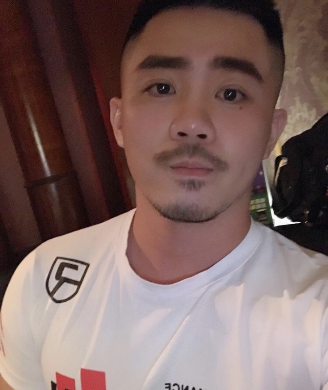 岁月的第二张照片--烟台相亲服务中心