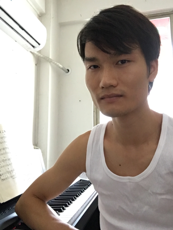 阿斌的第一张照片--烟台相亲服务中心