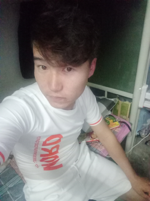 再回首的第一张照片--烟台相亲服务中心