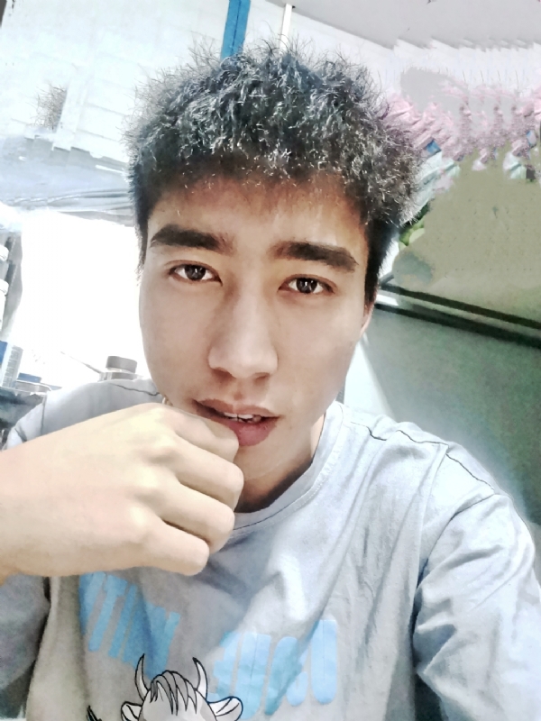 未来可期的第一张照片--烟台相亲服务中心