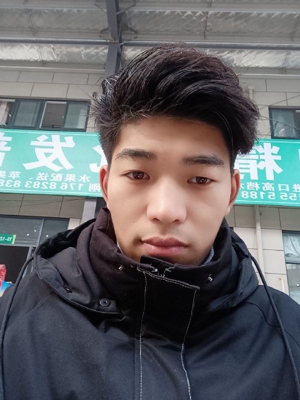 AA的第二张照片--烟台相亲服务中心