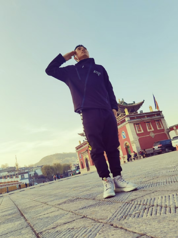 相会的第二张照片--烟台相亲服务中心