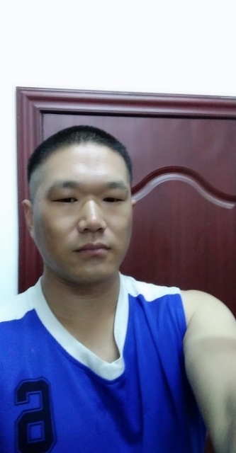 会飞的鱼的第一张照片--烟台相亲服务中心