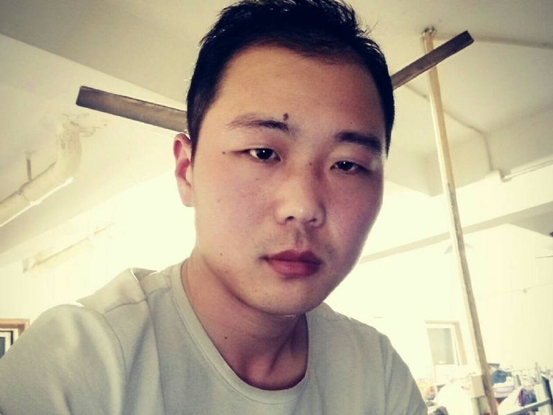 听听那冷雨的第一张照片--烟台相亲服务中心