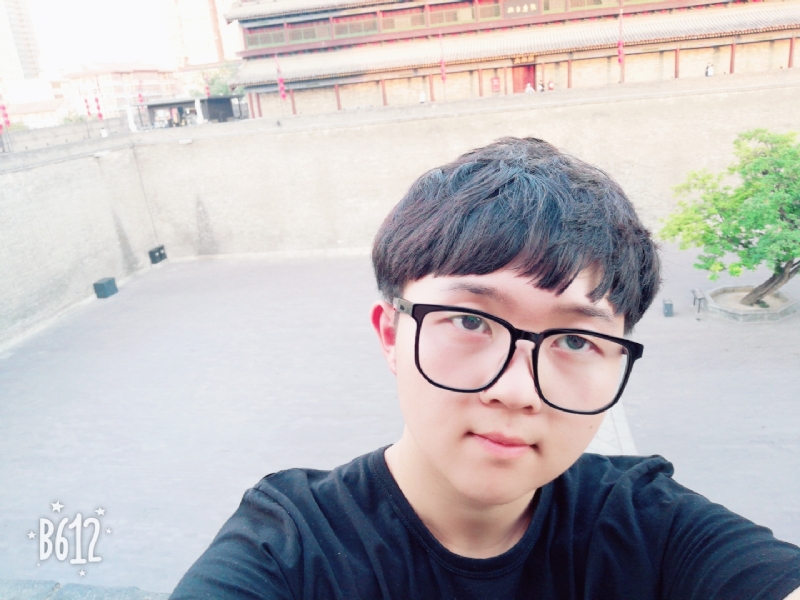 白夜行中人的第三张照片--烟台相亲服务中心