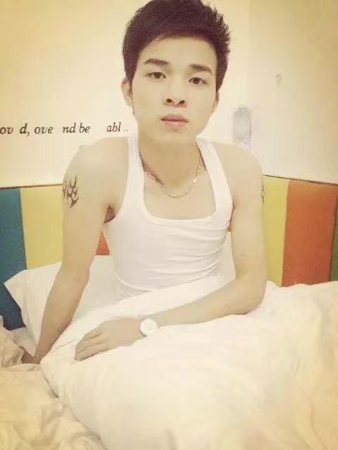 风雨同舟的第一张照片--烟台相亲服务中心