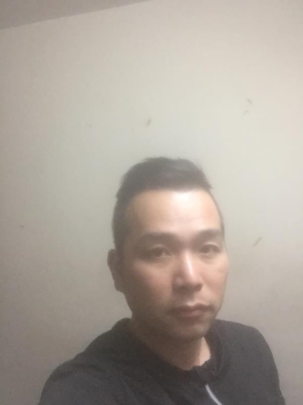 俊君的第一张照片--烟台相亲服务中心