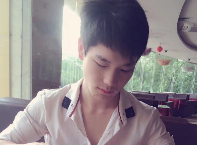 丰采的第一张照片--烟台相亲服务中心