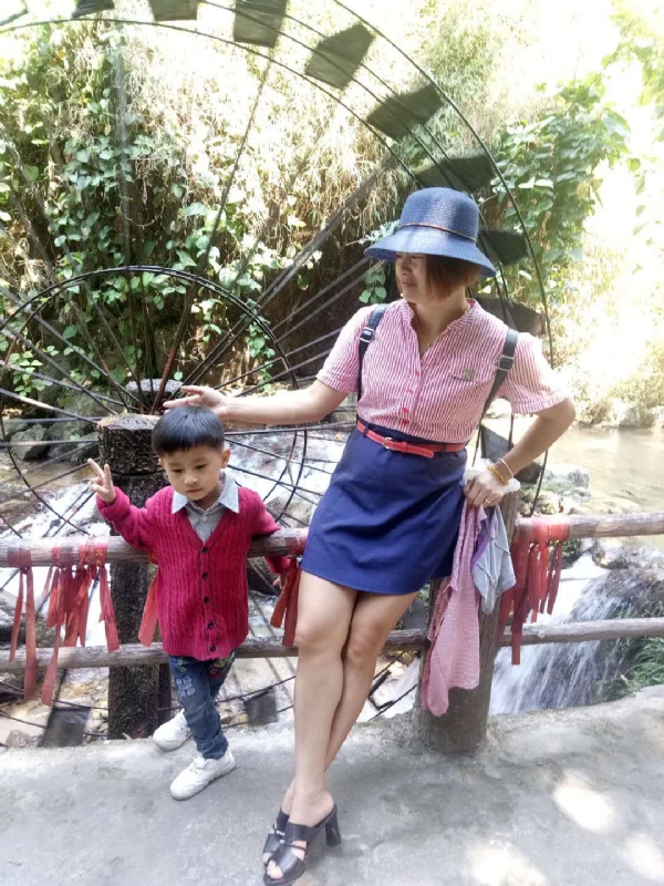 张敏娟的第二张照片--烟台相亲服务中心