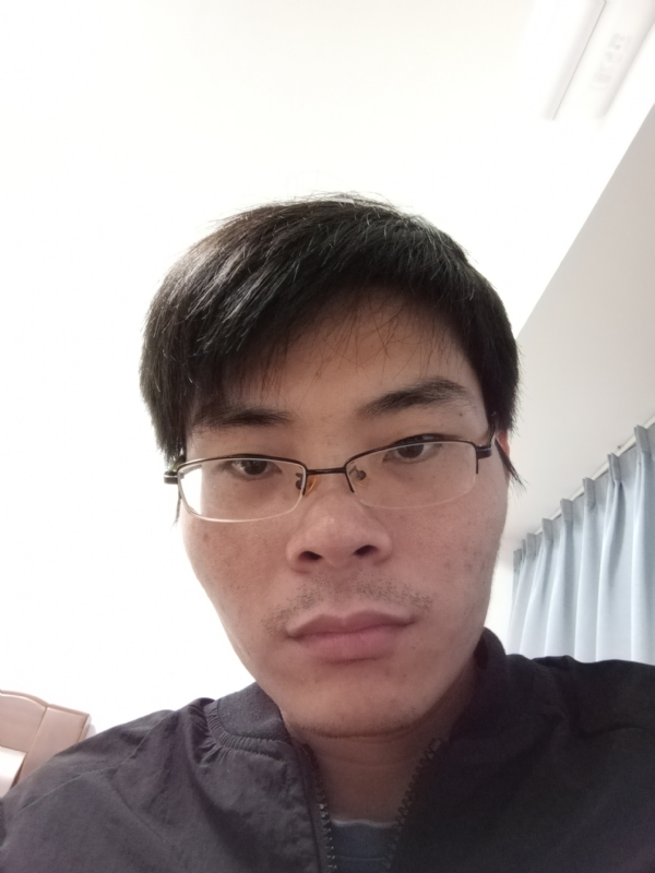 鱼秋南的第一张照片--烟台相亲服务中心