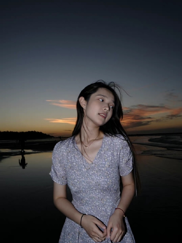 曉雯的第一张照片--烟台相亲服务中心