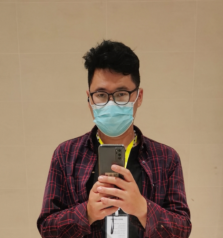 鲮的第五张照片--烟台相亲服务中心