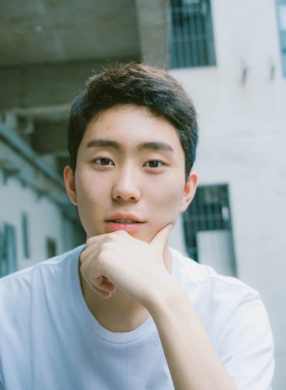 慕雨归蹄的第一张照片--烟台相亲服务中心