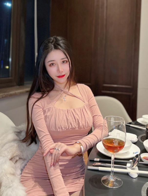 linlin的第三张照片--烟台相亲服务中心