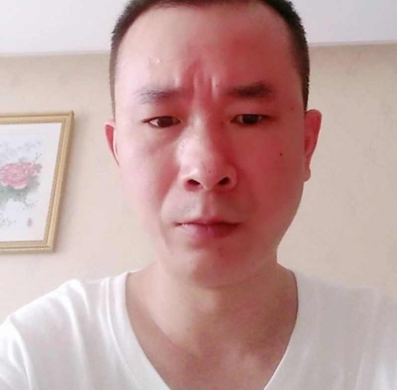 自由飞翔的第三张照片--烟台相亲服务中心