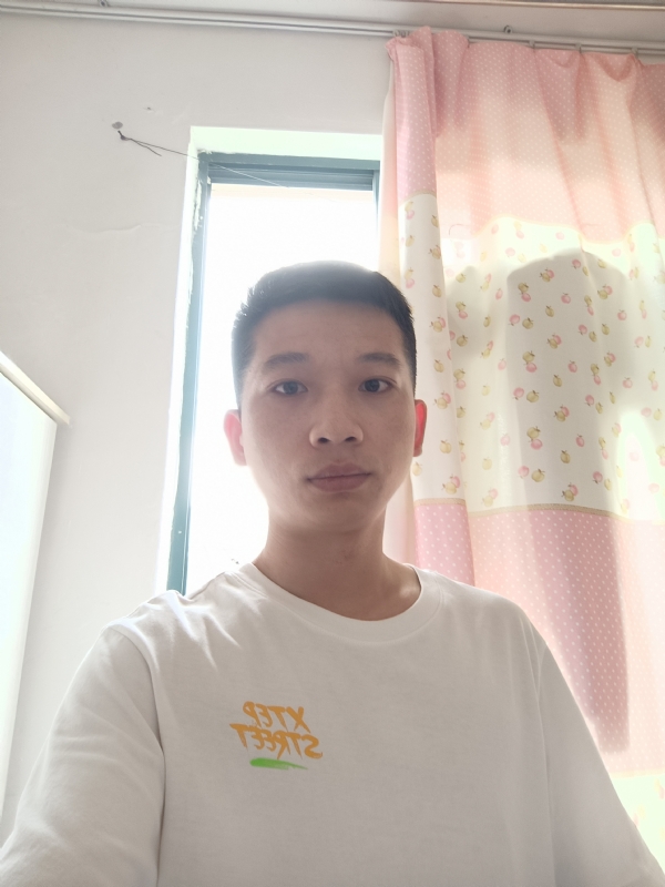 朱公子的第三张照片--烟台相亲服务中心