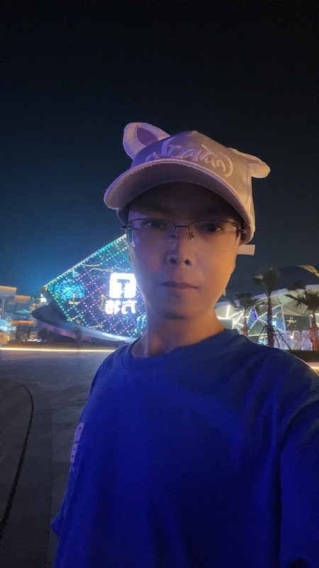 富贵使我们相遇的第一张照片--烟台相亲服务中心