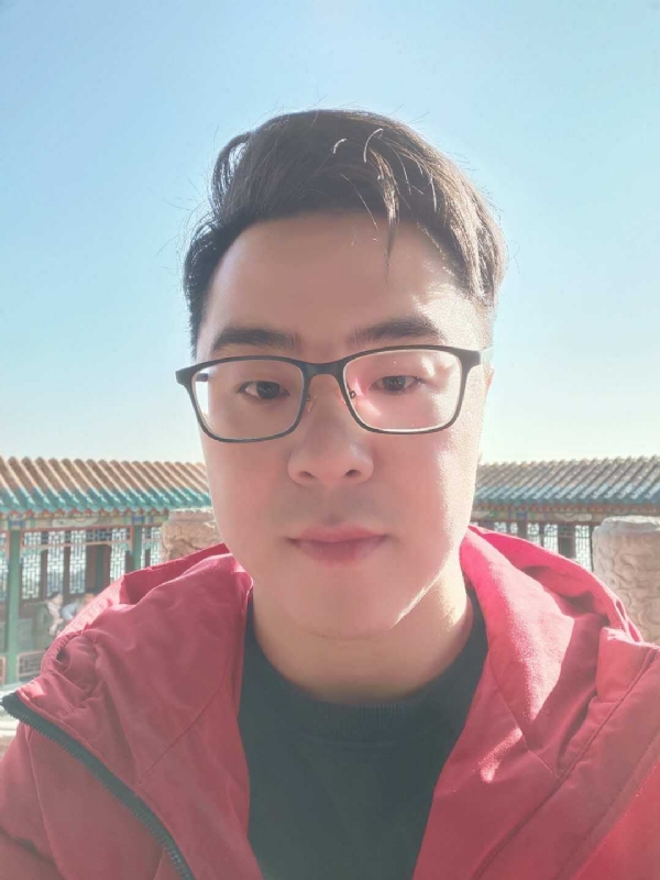 不爱吃竹子的小熊的第一张照片--烟台相亲服务中心