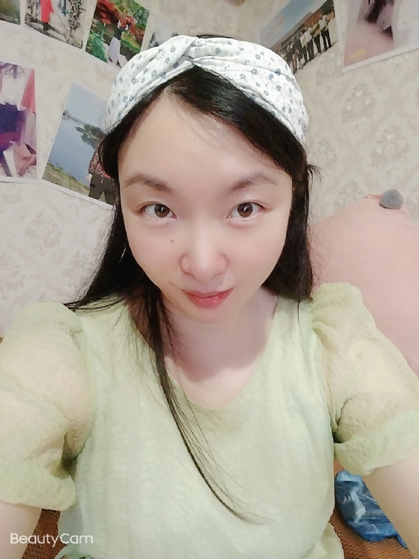 佳佳的第一张照片--烟台相亲服务中心