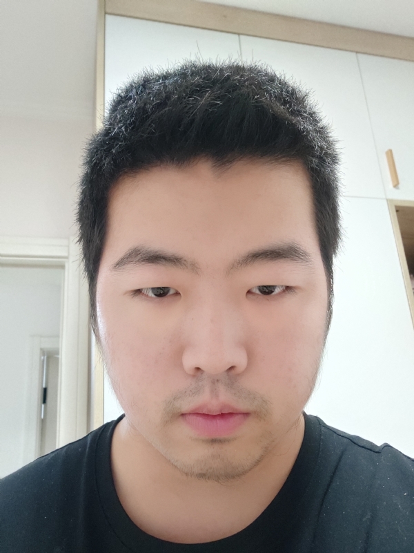 阿杰的第一张照片--烟台相亲服务中心