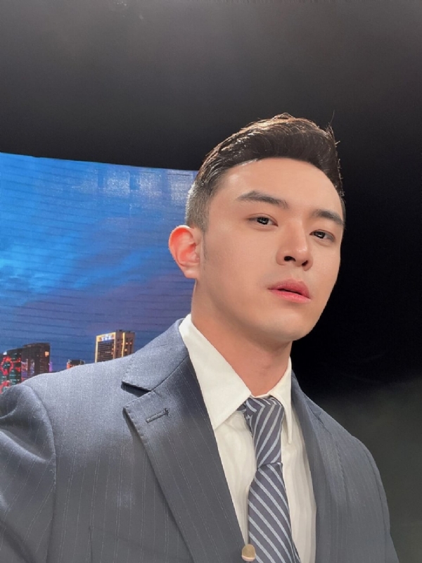 韩哥的第二张照片--烟台相亲服务中心