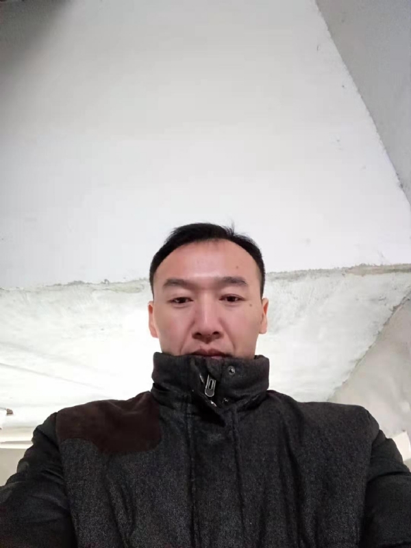 孤狼的第二张照片--烟台相亲服务中心