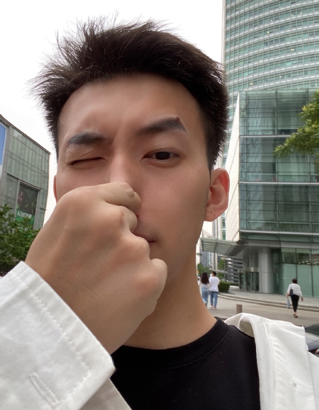 绝世大冤种的第四张照片--烟台相亲服务中心