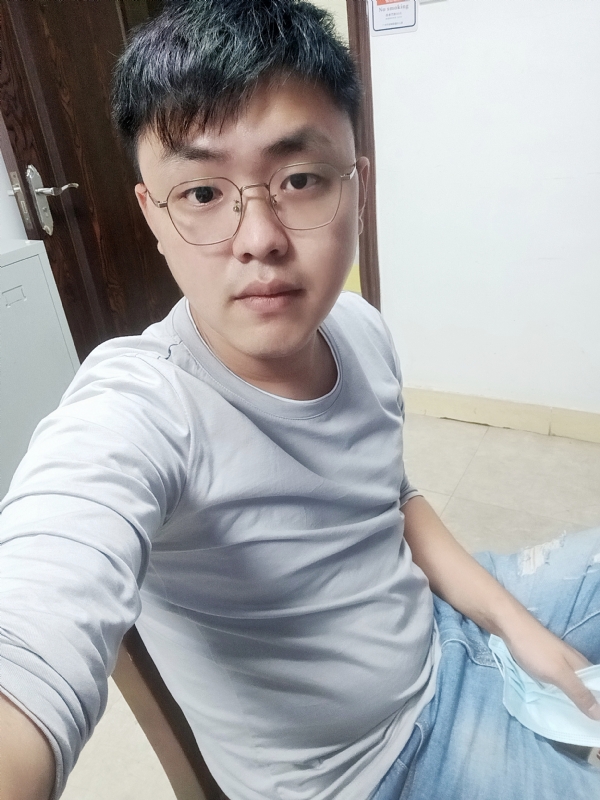 小林子的第二张照片--烟台相亲服务中心