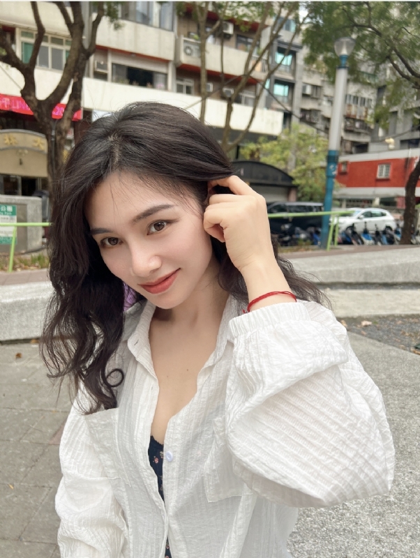 韵韵的第一张照片--烟台相亲服务中心