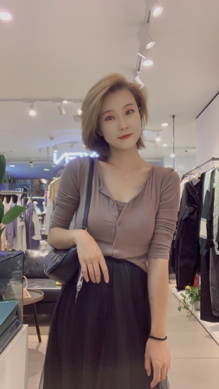 大婷子的第一张照片--烟台相亲服务中心