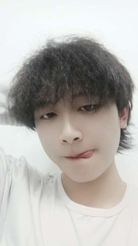 晓傑的第二张照片--烟台相亲服务中心