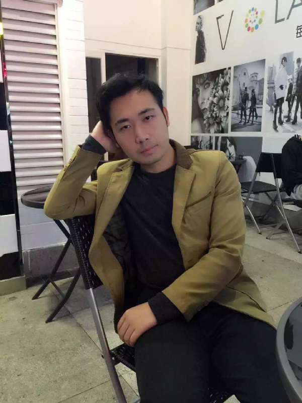 Pretty杨的第一张照片--烟台相亲服务中心