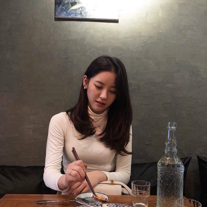 贵阳萧萧姐的第一张照片--烟台相亲服务中心