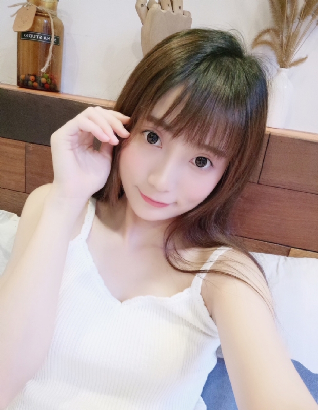 周悦的第四张照片--烟台相亲服务中心