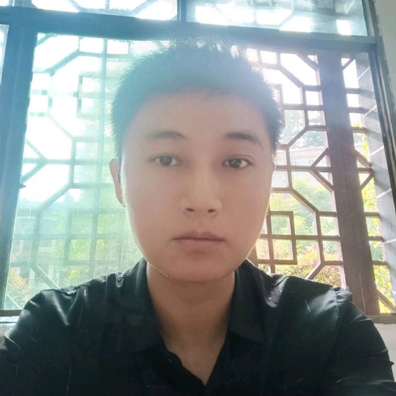 枫叶的第一张照片--烟台相亲服务中心