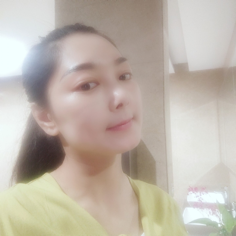 金秋的第一张照片--烟台相亲服务中心