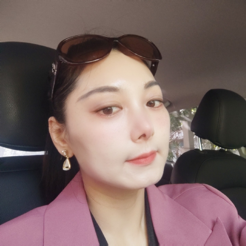 金秋的第二张照片--烟台相亲服务中心