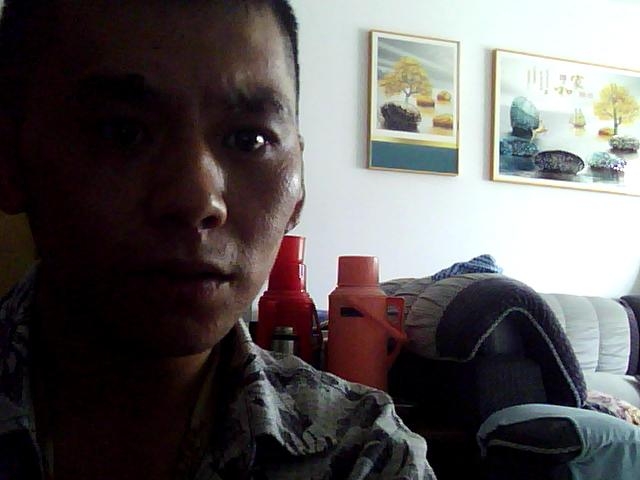 为爱而奋斗的第一张照片--烟台相亲服务中心